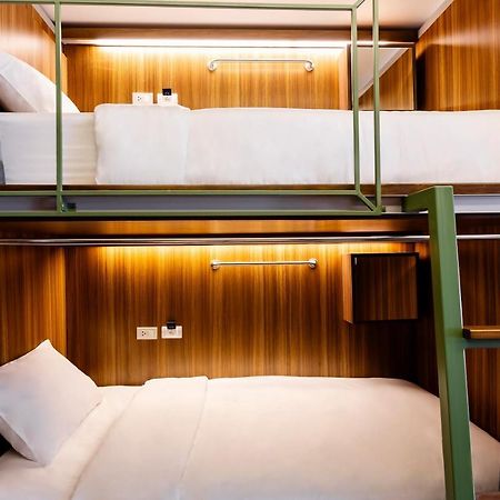 Khunluang Hostel (Adults Only) Chiang Mai Exterior foto
