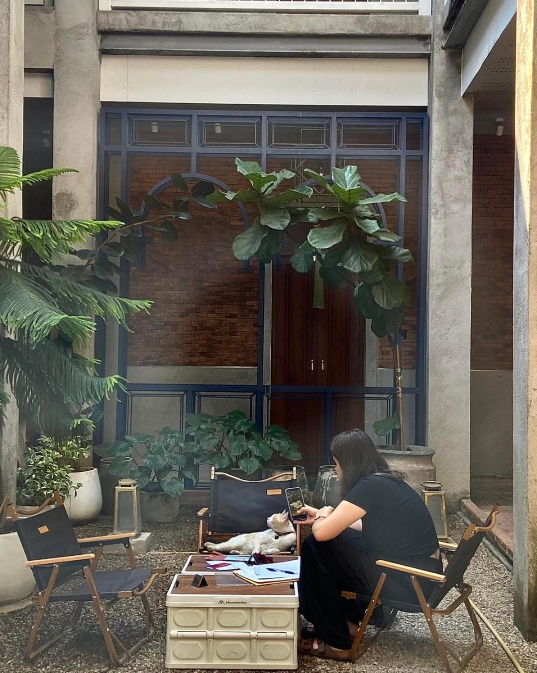 Khunluang Hostel (Adults Only) Chiang Mai Exterior foto